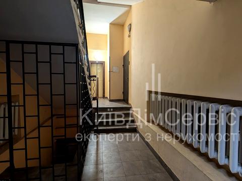 коммерческая по адресу Антоновича ул. (Горького), 24