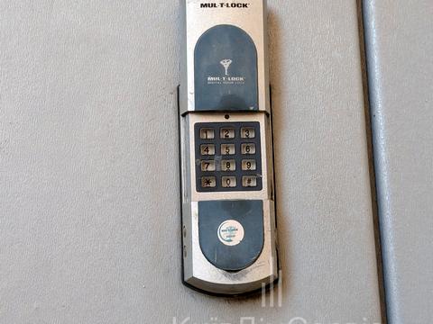 коммерческая по адресу Антоновича ул. (Горького), 24