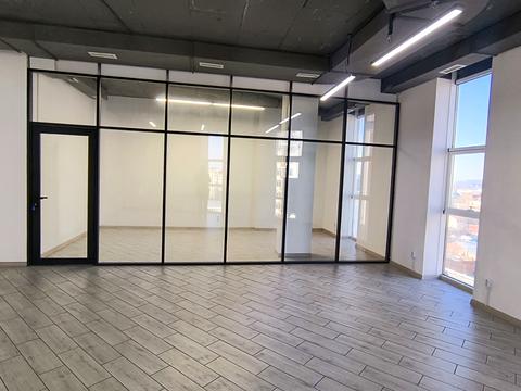 комерційна за адресою Проскурівського підпілля вул., 61