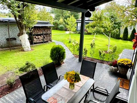 будинок за адресою Розточчя вул., 11