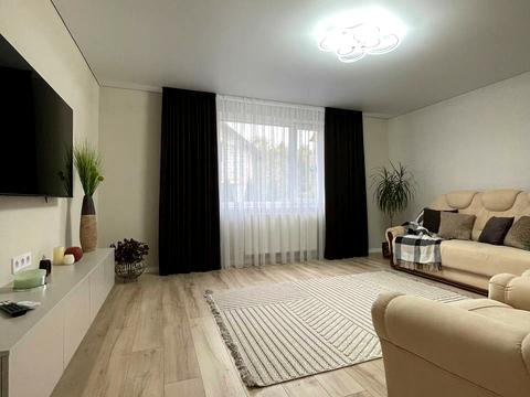 будинок за адресою Розточчя вул., 11