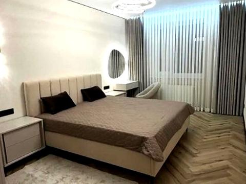 квартира по адресу Максимовича ул., 21-Г