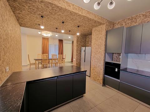 будинок за адресою Ентузіастів