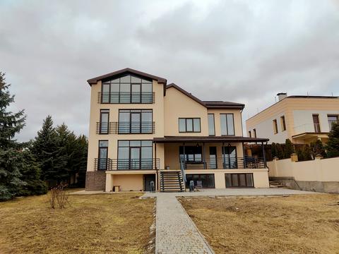 будинок за адресою Ентузіастів