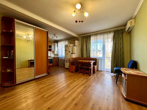 квартира за адресою Богдана Хмельницького просп. (Героїв Сталінграда), 39