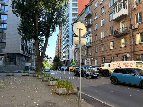 комерційна за адресою Київ, Гоголівська вул., 49