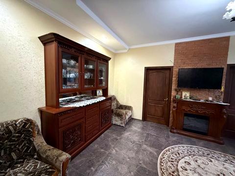будинок за адресою Лівобережна вул., 9