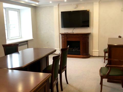 комерційна за адресою Голосіївська вул., 7