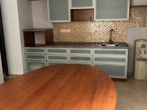 комерційна за адресою Голосіївська вул., 7