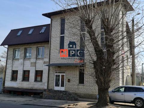 комерційна за адресою Озерянська вул. (Муранова), 70