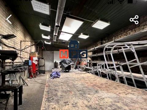 комерційна за адресою Озерянська вул. (Муранова), 70