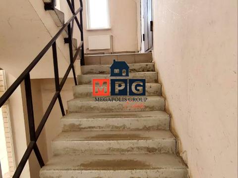 комерційна за адресою Озерянська вул. (Муранова), 70