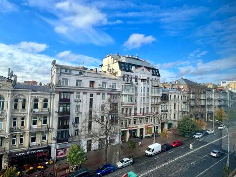 комерційна за адресою Велика Васильківська вул. (Червоноармійська), 39