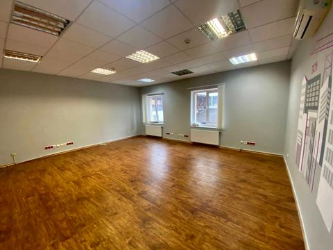 коммерческая по адресу Стрелецкая ул. (Красноармейская), 1а