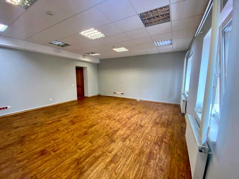 коммерческая по адресу Стрелецкая ул. (Красноармейская), 1а