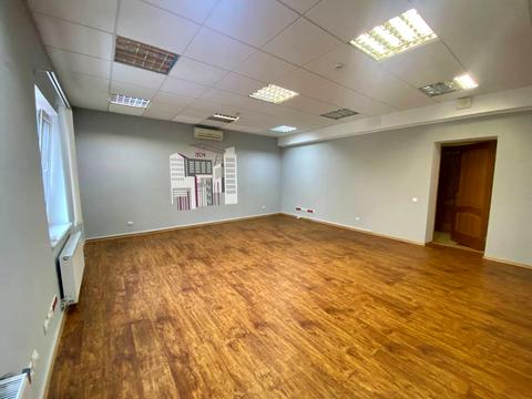 коммерческая по адресу Стрелецкая ул. (Красноармейская), 1а