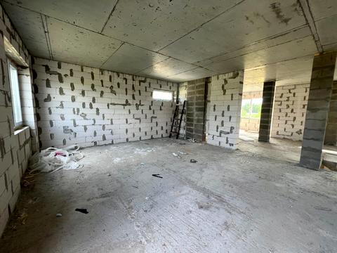 будинок за адресою Квітнева