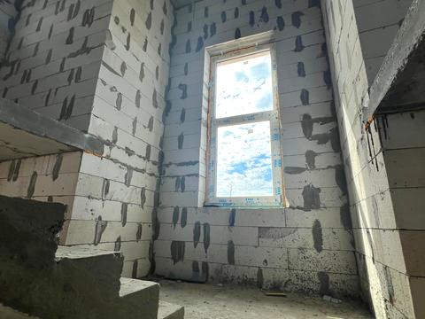 будинок за адресою Квітнева