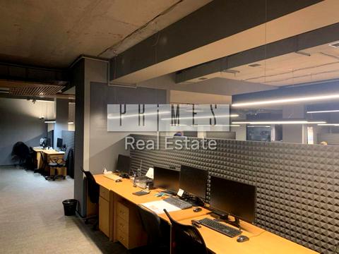 комерційна за адресою Харківське шосе, 19