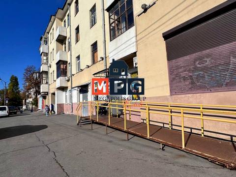 коммерческая по адресу Героїв Харкова, 191