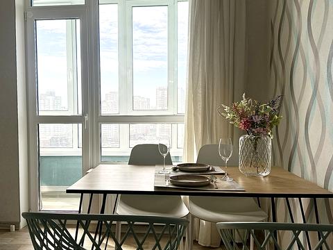 квартира за адресою Київ, Каховська вул., 62