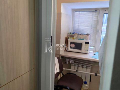 комерційна за адресою Басейна вул., 5-А