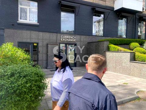коммерческая по адресу Кловский спуск, 6