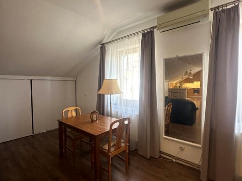 будинок за адресою Кар'єрна вул.