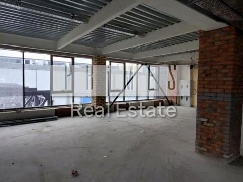 комерційна за адресою Вадима Гетьмана вул., 6