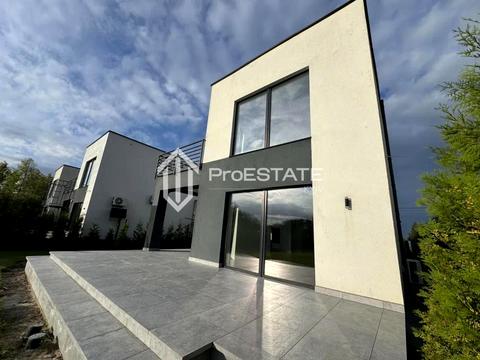 будинок за адресою Центральна