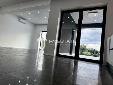 будинок за адресою Центральна