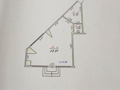 комерційна за адресою Небесної Сотні вул. (Івана Стасюка), 19-Б