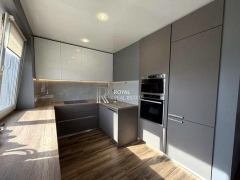 квартира по адресу Павла Тычины просп., 28