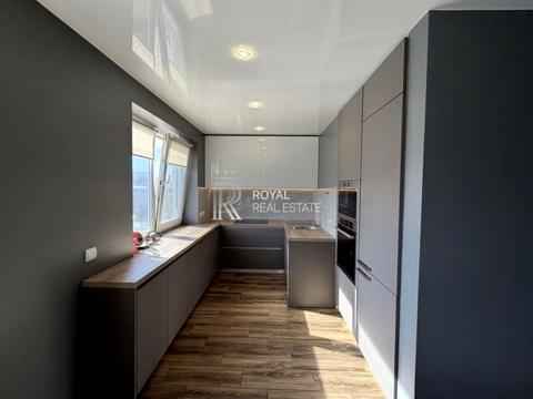 квартира по адресу Павла Тычины просп., 28