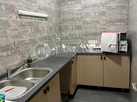 комерційна за адресою Київ, Польова вул., 63-65