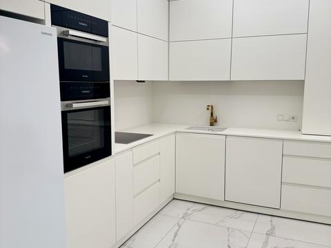 квартира за адресою Андрія Верхогляда вул. (Михайла Драгомирова), 14-А