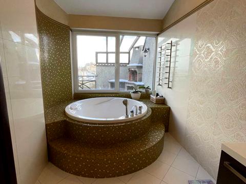 квартира по адресу Черновола ул., 107а
