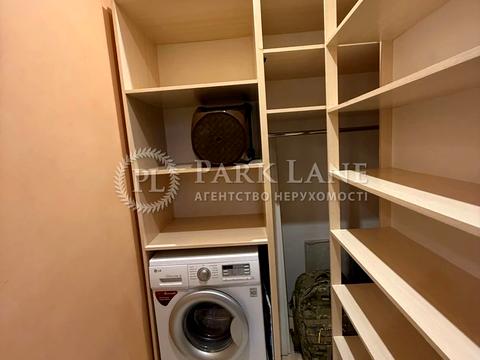 квартира по адресу Драгоманова ул., 2-Б