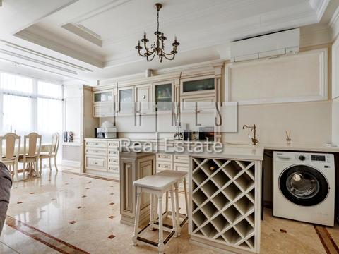 квартира за адресою Андрія Верхогляда вул. (Михайла Драгомирова), 9