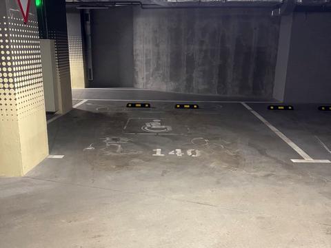 паркоместо по адресу Берестейский просп. (Победы), 42а