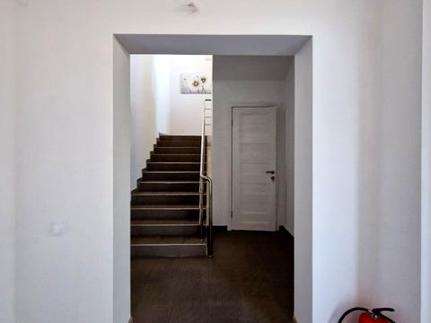 комерційна за адресою Київська, 169