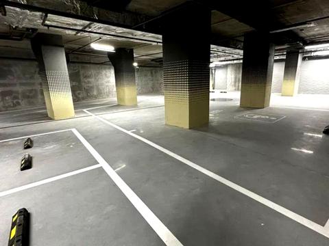 паркомісце за адресою Берестейський просп. (Перемоги), 42а