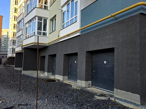 коммерческая по адресу Лісогринівецька ул., (Будинок 6)