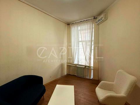 квартира за адресою Шота Руставелі вул., 17