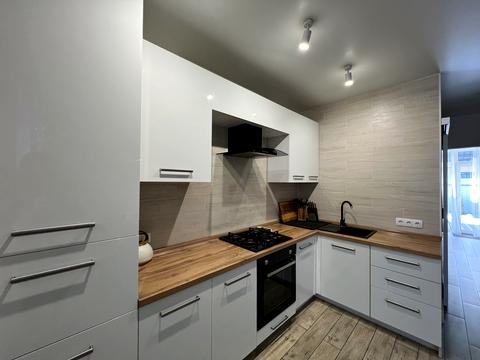 будинок за адресою Кленова вул.