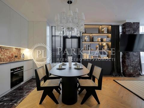 квартира за адресою Андрія Верхогляда вул. (Михайла Драгомирова), 19-Б