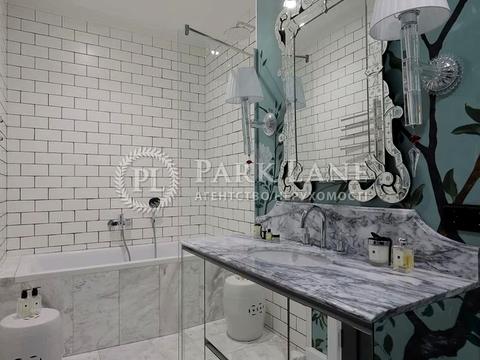 квартира за адресою Андрія Верхогляда вул. (Михайла Драгомирова), 19-Б