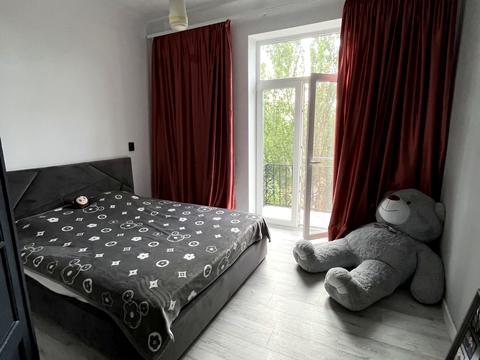 квартира за адресою Леоніда Жаботинського вул. (Правди), 4-А