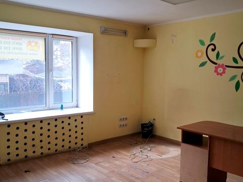 комерційна за адресою Йорданська вул. (Лайоша Гавро), 14-А