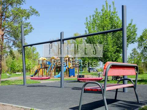 дом по адресу Вышгородская ул., 1